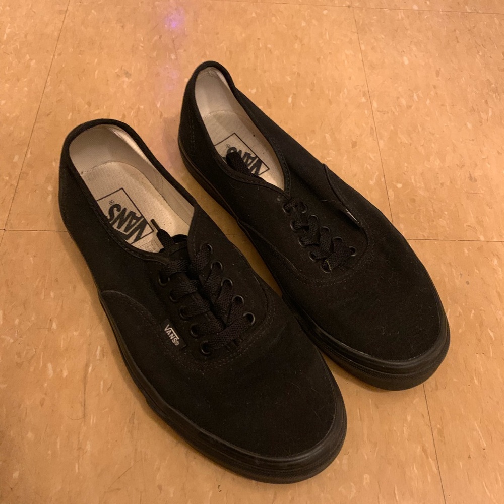 Classic All-Black “Era” Vans - Size 9 Men’s